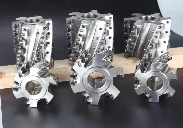 Acero de Plum Blossom Type Spiral Cutterhead o material de la aleación de aluminio